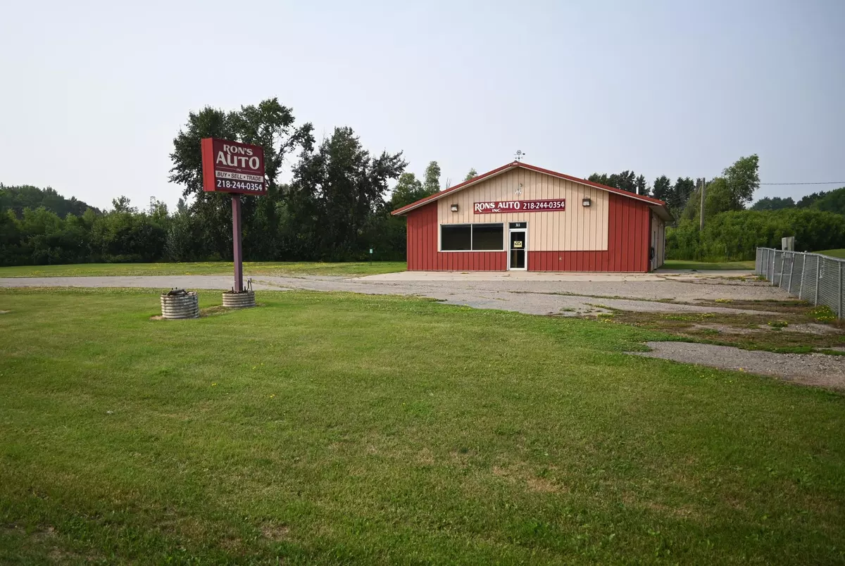 Cohasset, MN 55721,311 W Highway 2