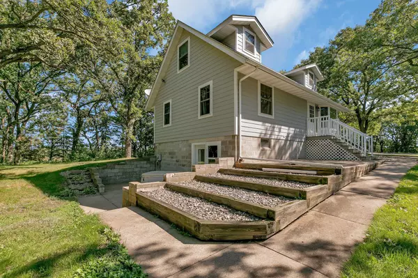 Clear Lake, MN 55319,7604 70th AVE SE