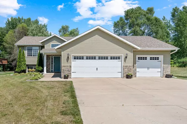 Owatonna, MN 55060,1279 Bellflower LN