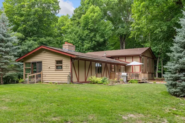 Orono, MN 55356,465 Leaf ST