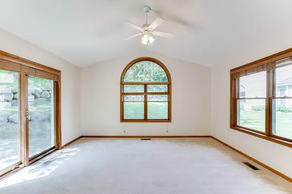 Mahtomedi, MN 55115,758 Echo Shores CT