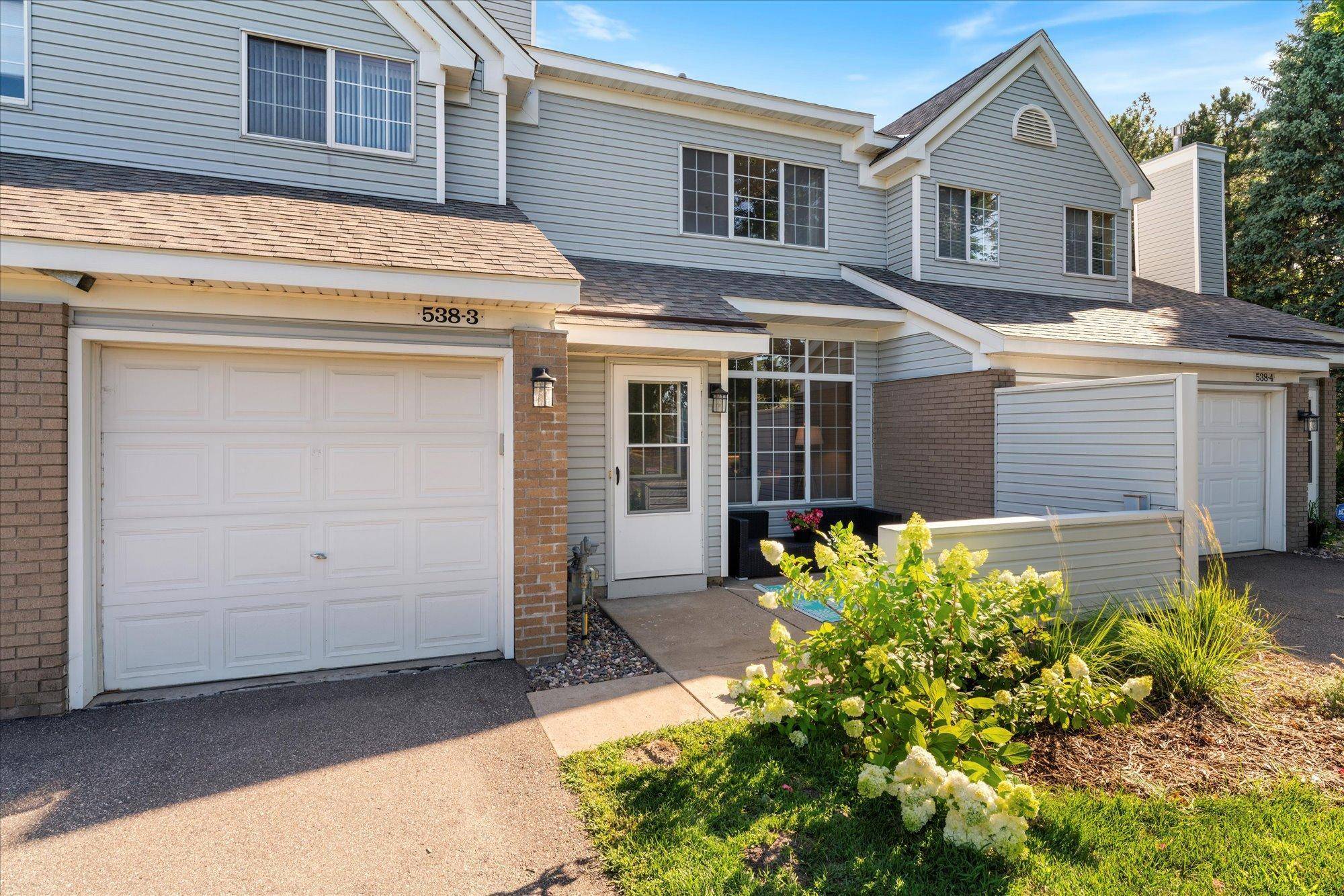 538 Lovell AVE #3, Roseville, MN 55113