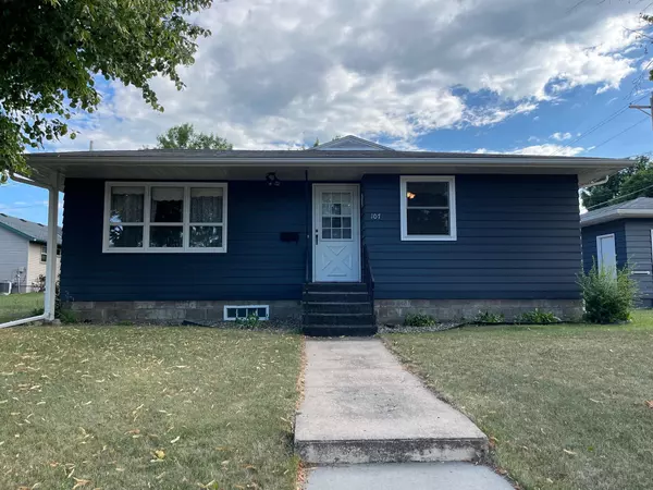 Sauk Centre, MN 56378,107 4th ST S