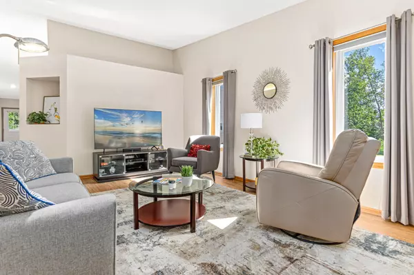 Vadnais Heights, MN 55127,3483 Valento CIR