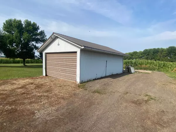 Morgan, MN 56266,43448 Co Rd 2