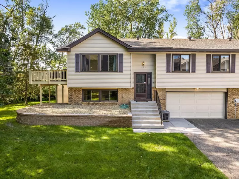 874 Sherwood RD, Shoreview, MN 55126