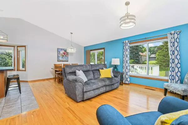 Eagan, MN 55122,1420 Cutters LN