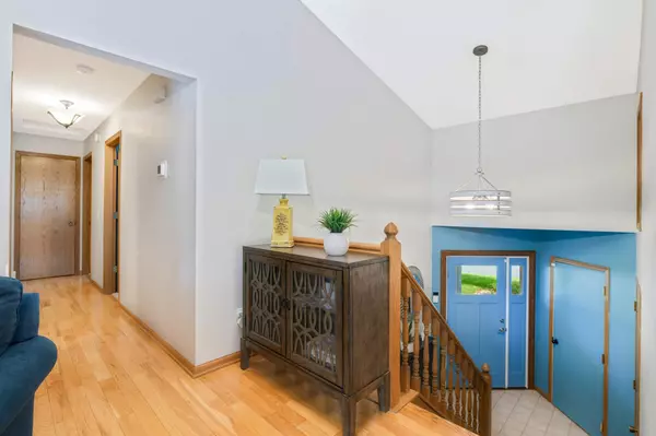 Eagan, MN 55122,1420 Cutters LN