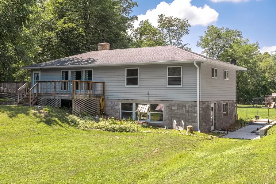 109 Idlewild ST, Balsam Lake, WI 54810