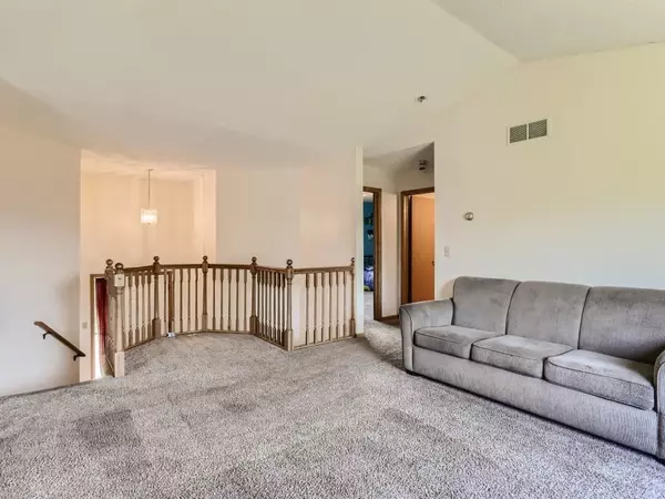 North Branch, MN 55056,6536 401st ST