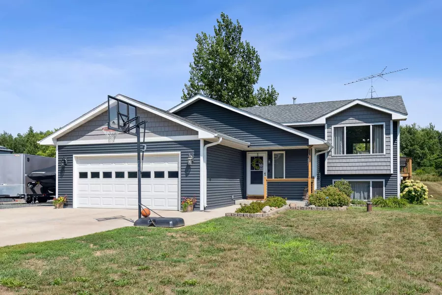 310 240th ST, East Farmington, WI 54020
