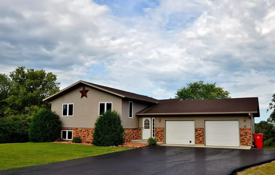 3930 Sunny Brook DR NW, Alexandria, MN 56308