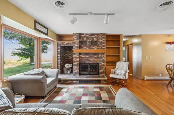 Howard Lake, MN 55349,2343 Common ST