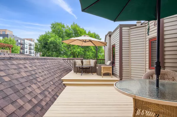 4 Irvine PARK #4B,  Saint Paul,  MN 55102