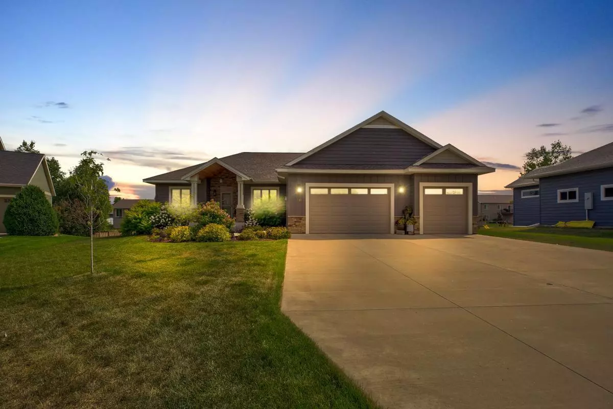 Owatonna, MN 55060,2465 Briarwood PL NE