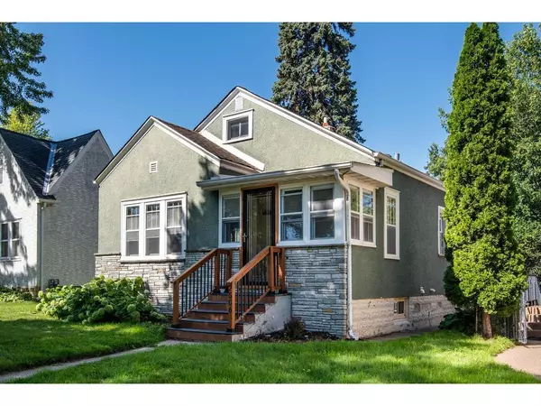 Minneapolis, MN 55418,2506 Mckinley ST NE