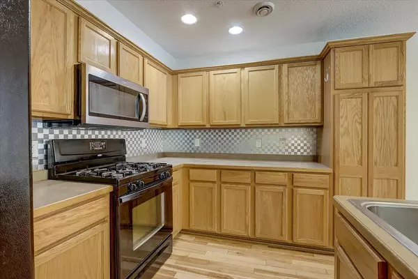 Crystal, MN 55422,6213 32nd AVE N