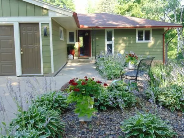 Rochester, MN 55902,609 18th AVE SW