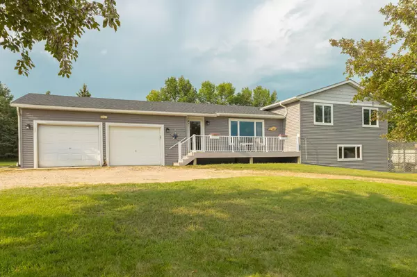 1007 Skyline DR NE, Alexandria, MN 56308