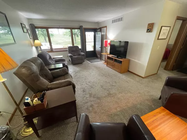 Paynesville, MN 56362,381 Spruce ST