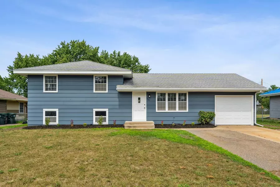 3587 Upper 149th ST W, Rosemount, MN 55068