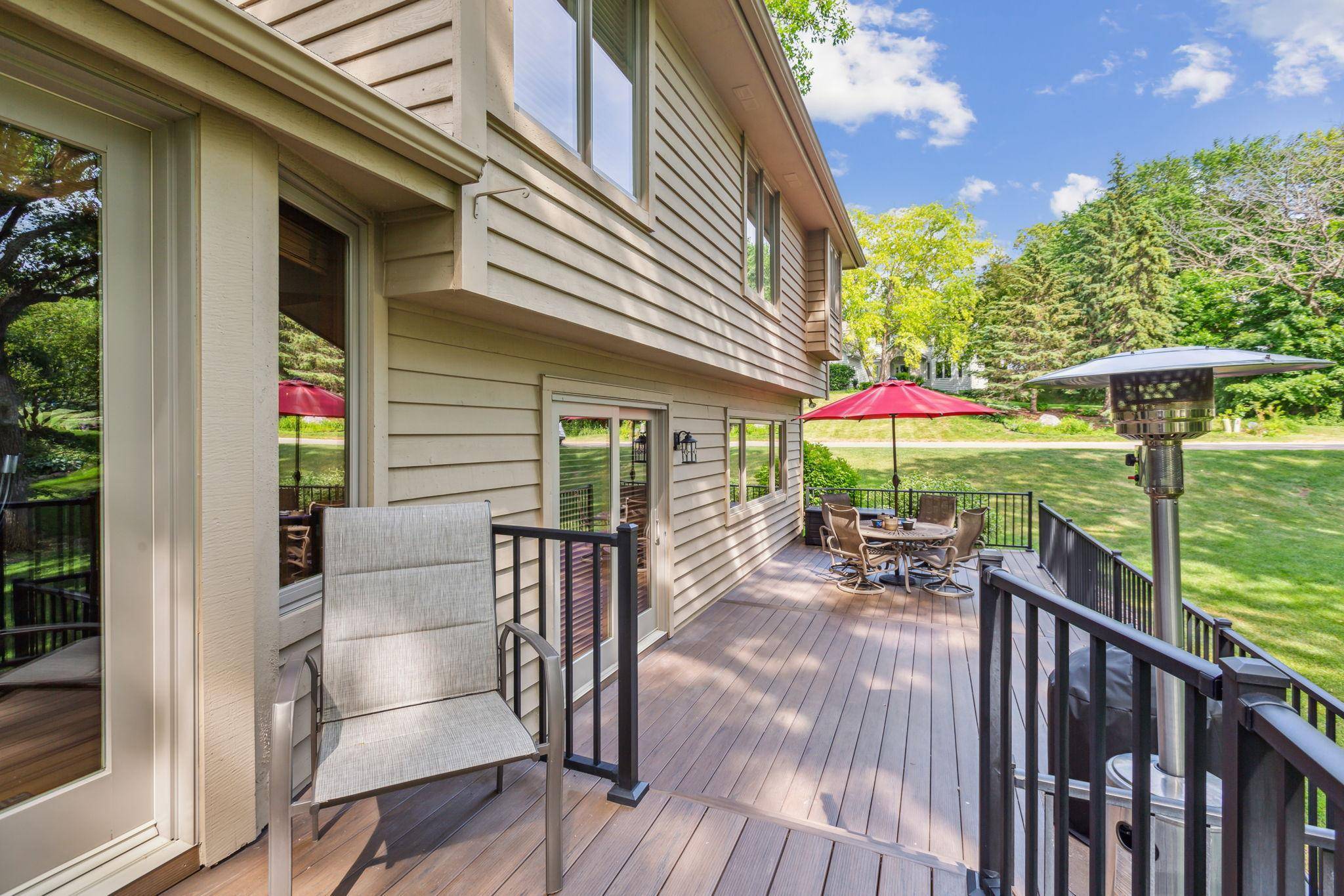 Victoria, MN 55386,1825 Woodstone DR