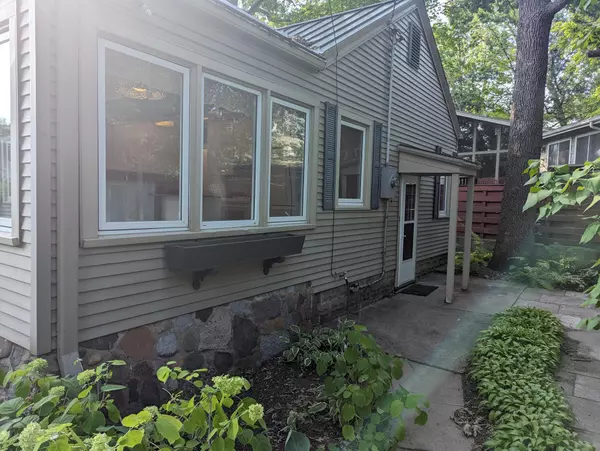 Mahtomedi, MN 55115,35 Neptune ST