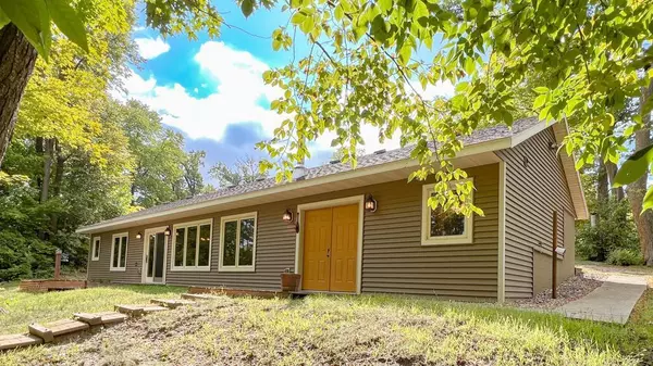 Alexandria, MN 56308,9931 Paulins LN