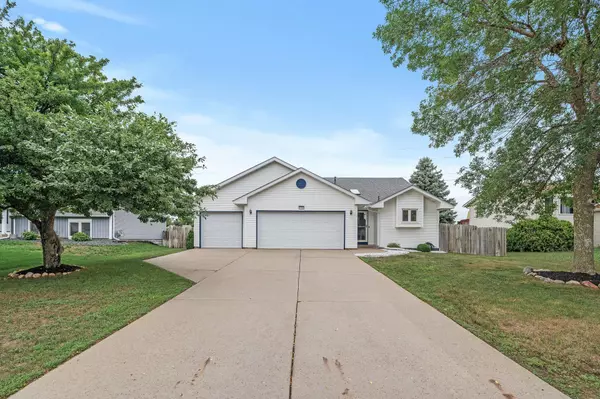 9160 W 126th ST, Savage, MN 55378