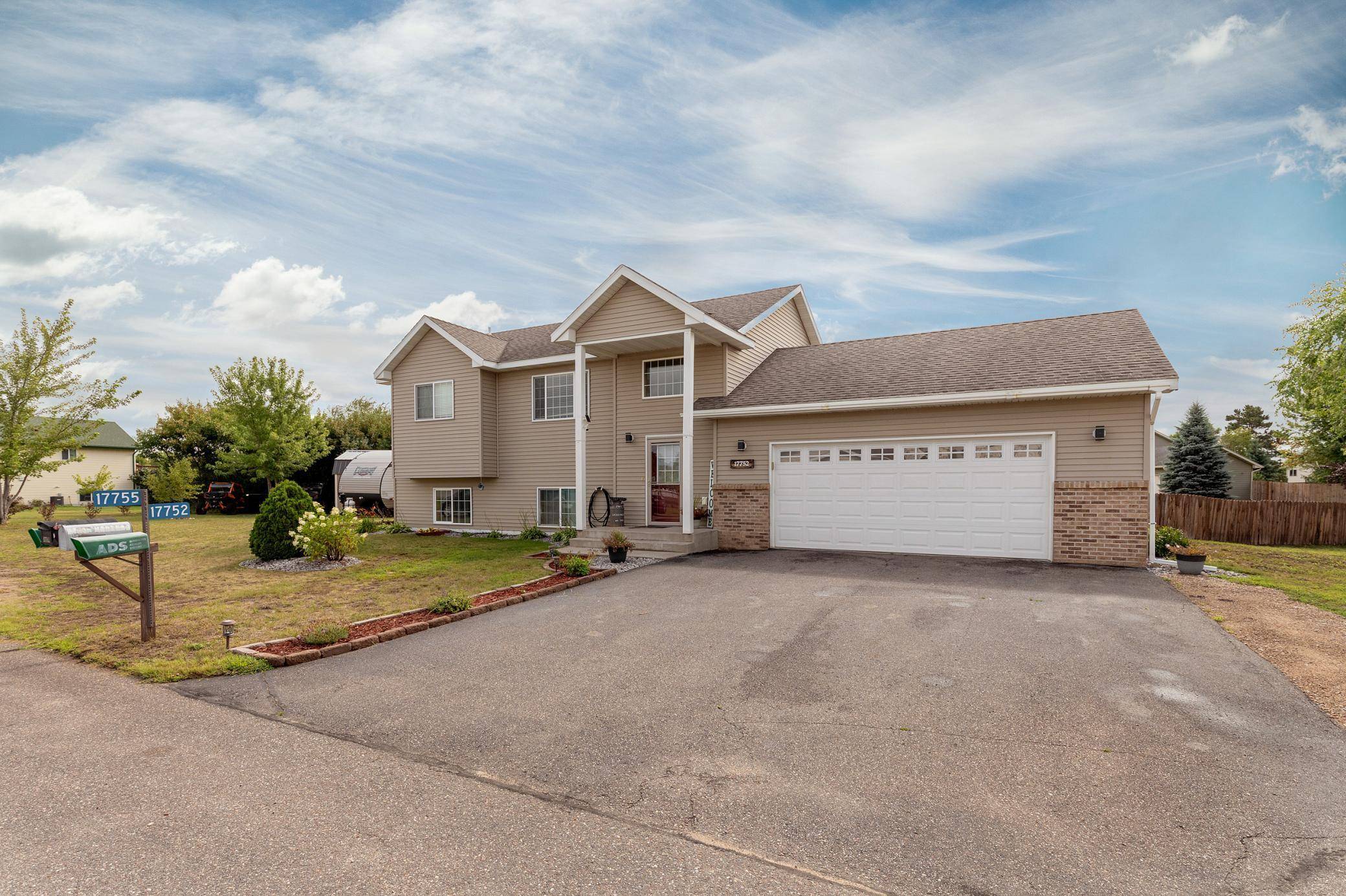 17752 Madison DR, Little Falls, MN 56345
