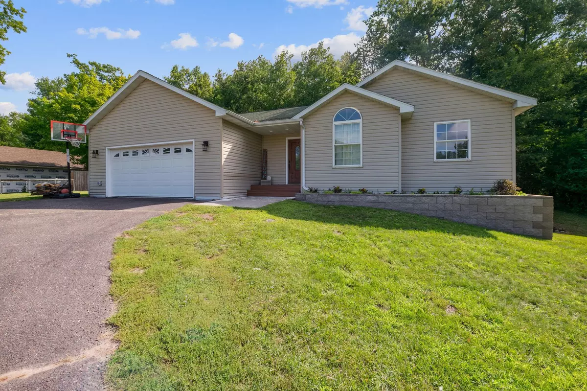 Balsam Lake, WI 54810,124 Vadnais LN