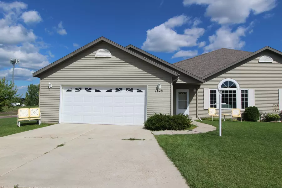 1828 Aspen LN, Fergus Falls, MN 56537