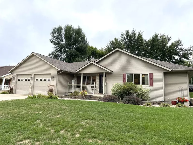 1622 Keystone DR, Albert Lea, MN 56007