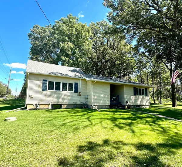 705 North ST NE, Dodge Center, MN 55927