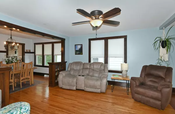 Waseca, MN 56093,306 4th AVE NW