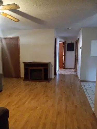 Chisholm, MN 55719,409 6th ST SW