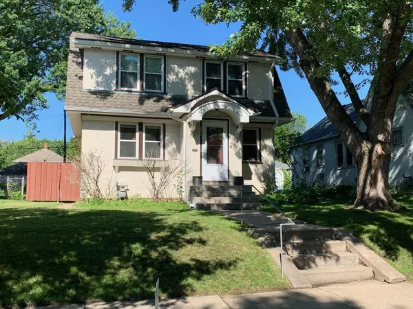 371 Pascal ST S, Saint Paul, MN 55105