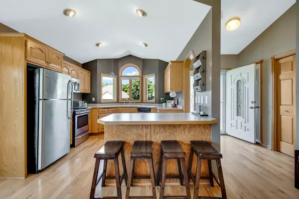 Forest Lake, MN 55025,352 8th AVE NW