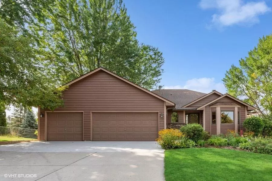 Eagan, MN 55123,732 Caribou LN