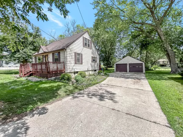 819 S 4th AVE, Albert Lea, MN 56007