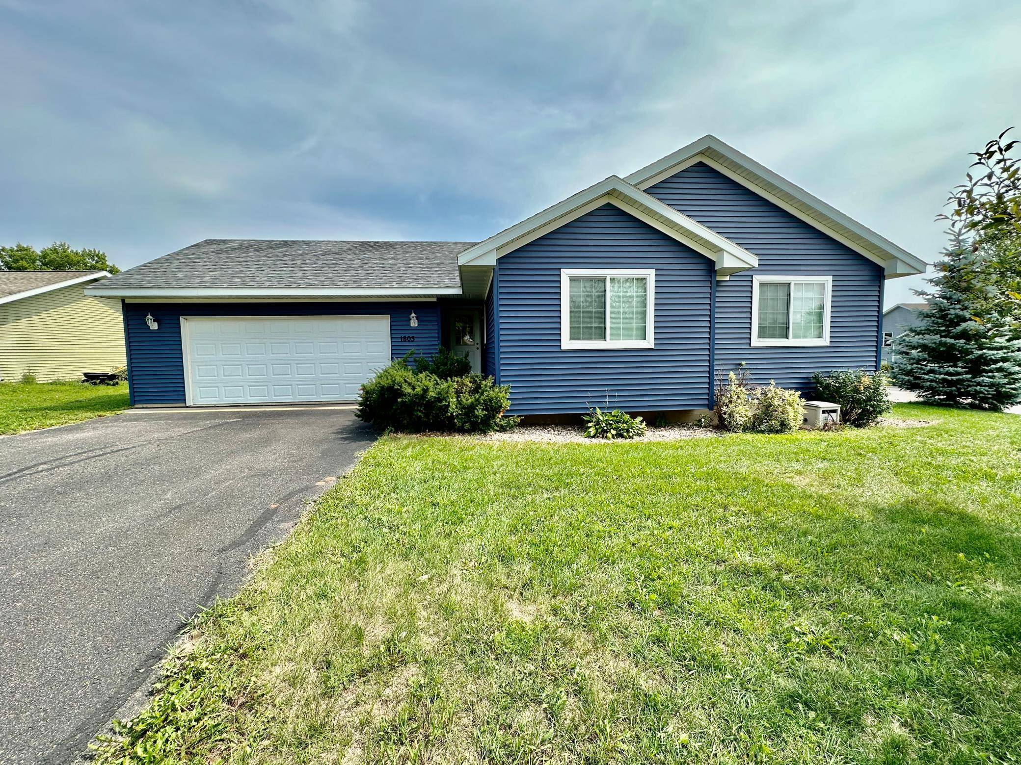 1803 Jasmine DR, Alexandria, MN 56308
