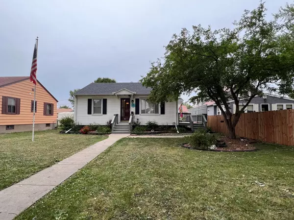 703 10th ST S,  Virginia,  MN 55792