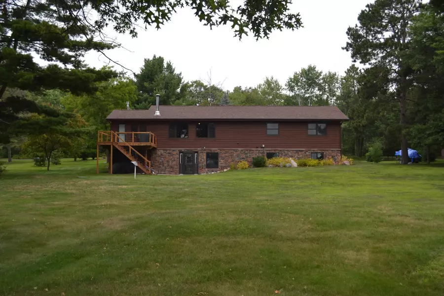 9238 Cooks LOOP NW, Walker, MN 56484