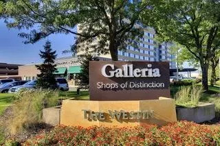 Edina, MN 55435,3209 Galleria #1102