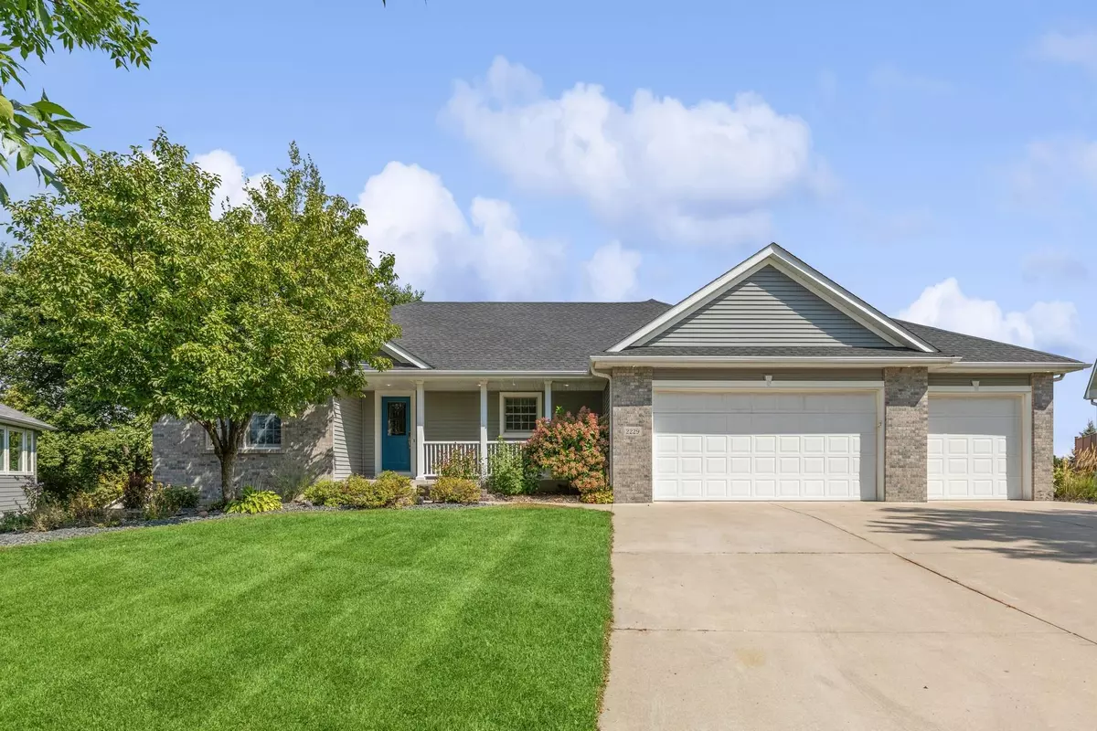 Northfield, MN 55057,2229 Greenfield DR E