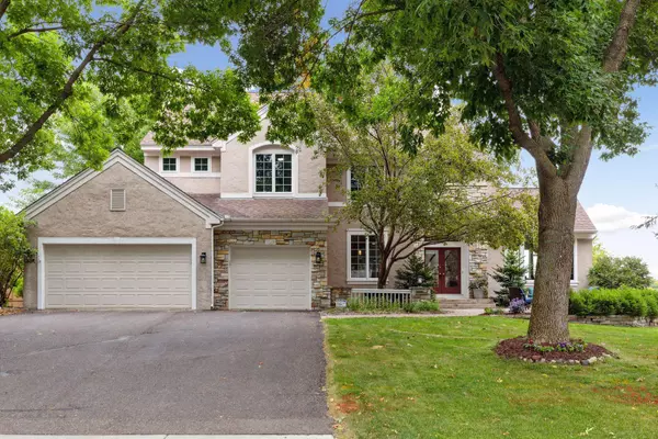 Woodbury, MN 55125,8072 Marsh Creek Alcove