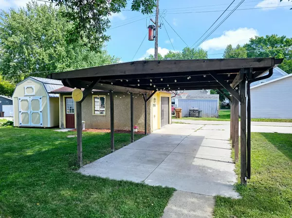 Montevideo, MN 56265,914 N 4th ST