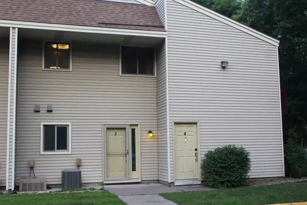 Coon Rapids, MN 55448,10640 Kumquat ST NW #404