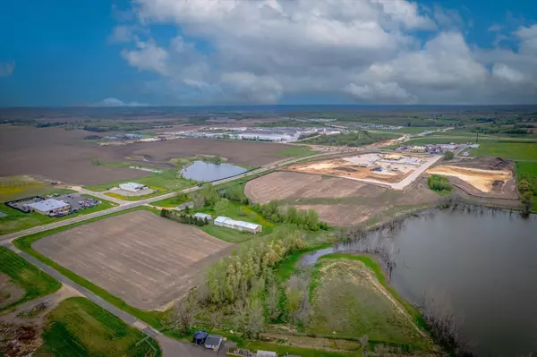 Roberts, WI 54023,738 Hwy 65