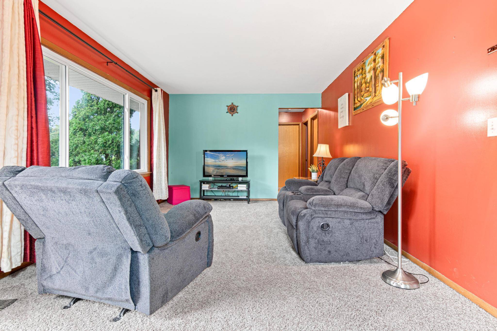 Brooklyn Park, MN 55444,901 Sunkist Pkwy